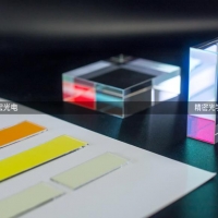 夏天到了IPL強(qiáng)脈沖光脫毛儀選擇什么波長比較好？
